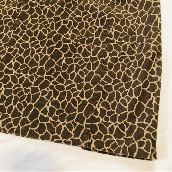 Cato Skirt - Picture 2 of 6